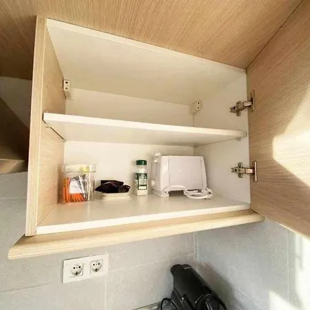 Serraneu Con Parking Privado Apartamento